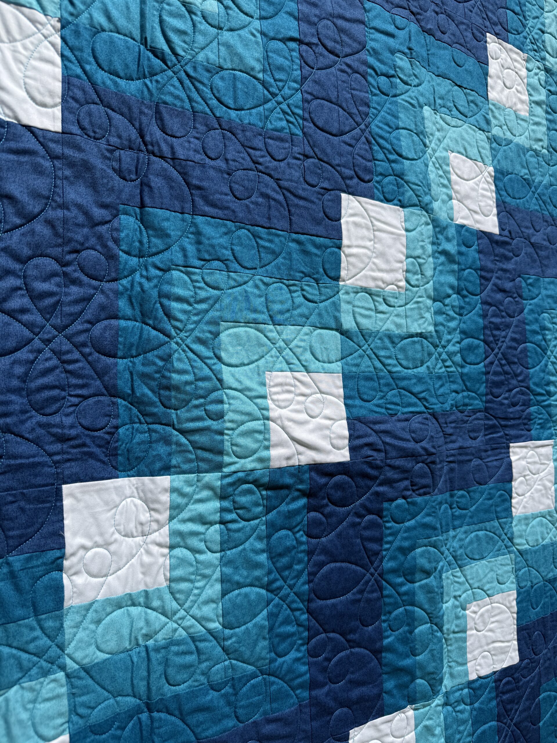 Blue Quarter Log Cabin - Image 3